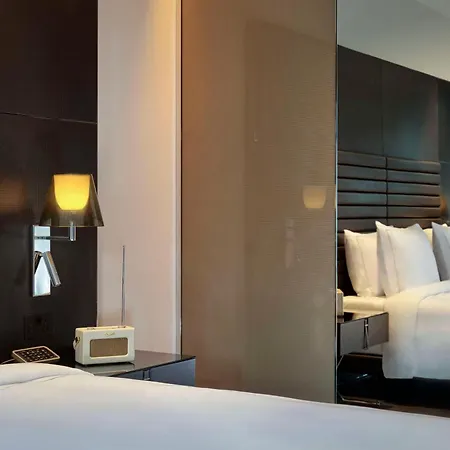 Art'Otel London Hoxton, Powered By Radisson Hotels Extérieur photo